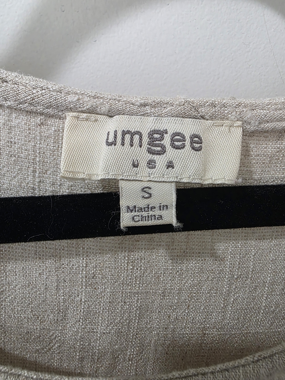 Umgee Cream Tunic with Leopard-Print Trim - Picture 2 of 5
